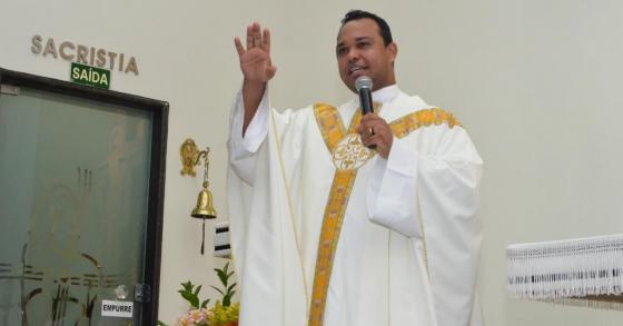 Pe. Gudiálace Silva de Oliveira