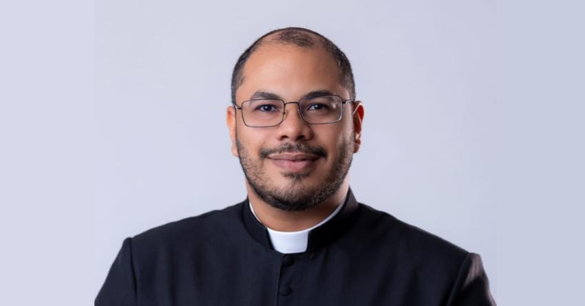 Pe Rodrigo de Almeida Simões